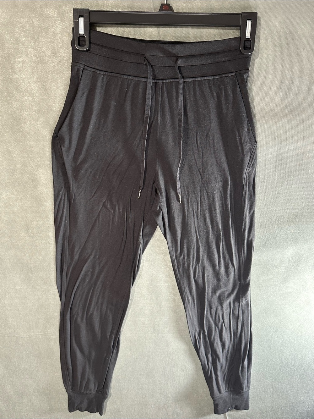 Lululemon Black Joggers - Size 6 - High Rise Athletic Pants - Picture 1 of 12